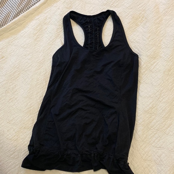 Lulu tank top - Picture 1 of 2